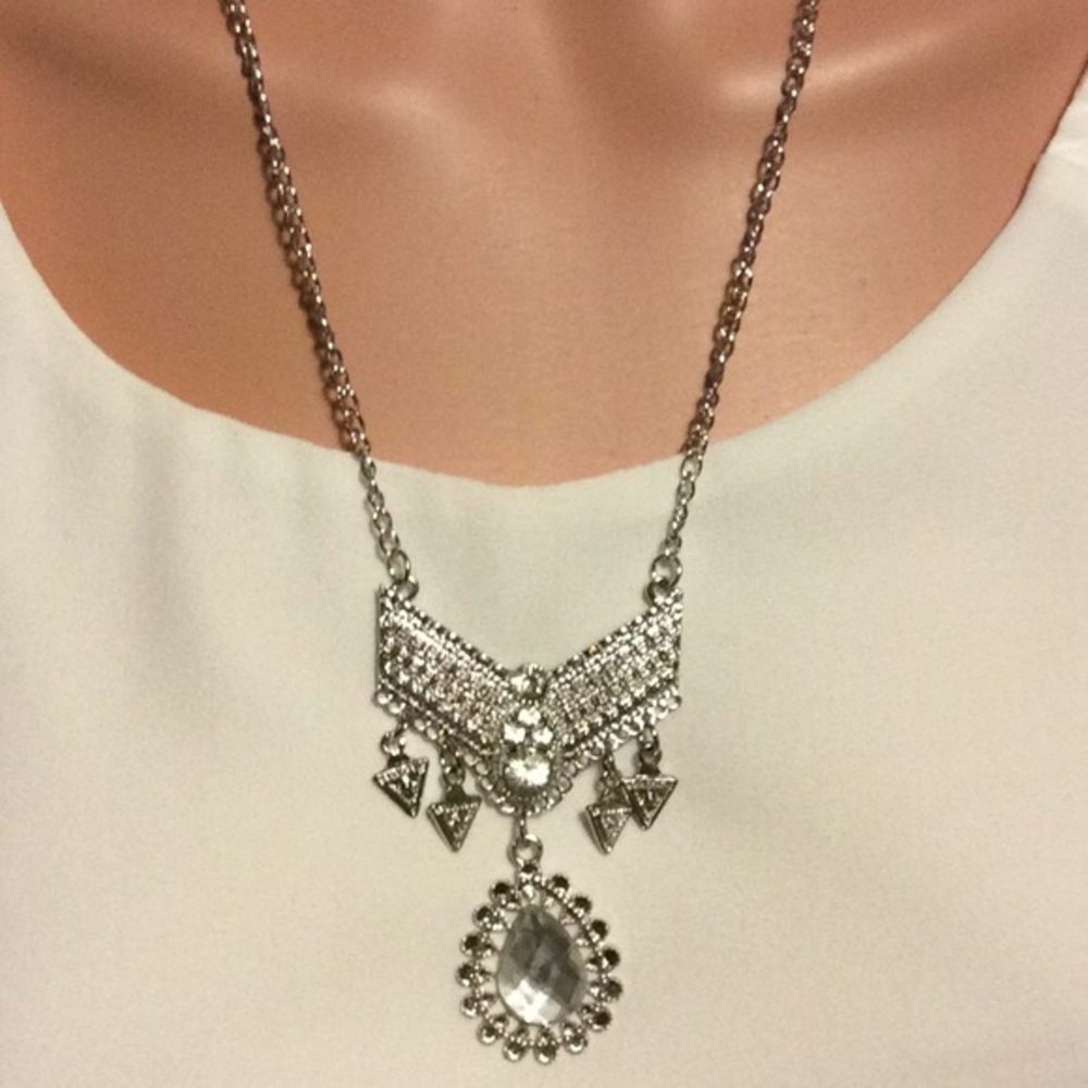 ⭐️Discount Shipping⭐️ Multi Stone Design Drop - Picture 2 of 5